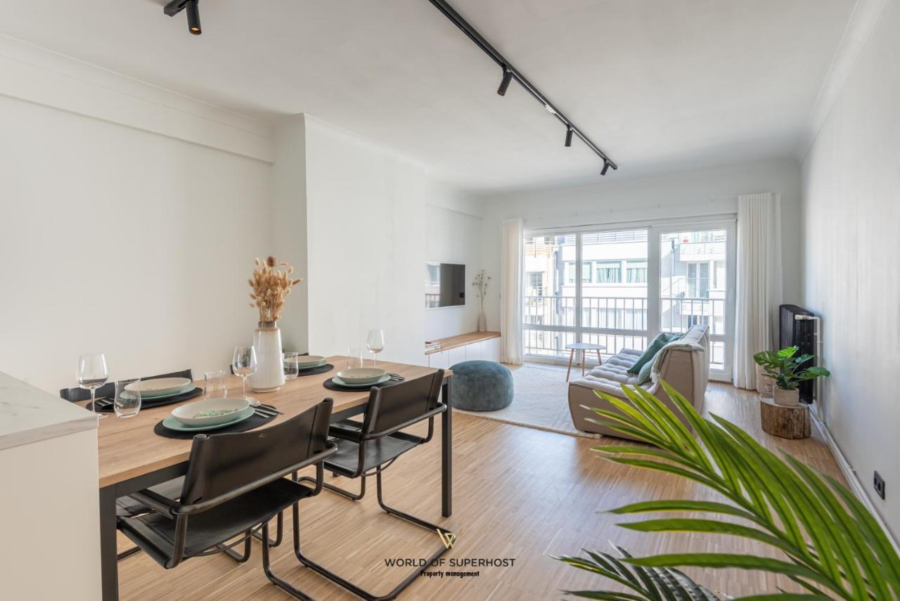 Luxurious Apartment Next To The Sea And City Centre With Free Parking Space Oostende Dış mekan fotoğraf