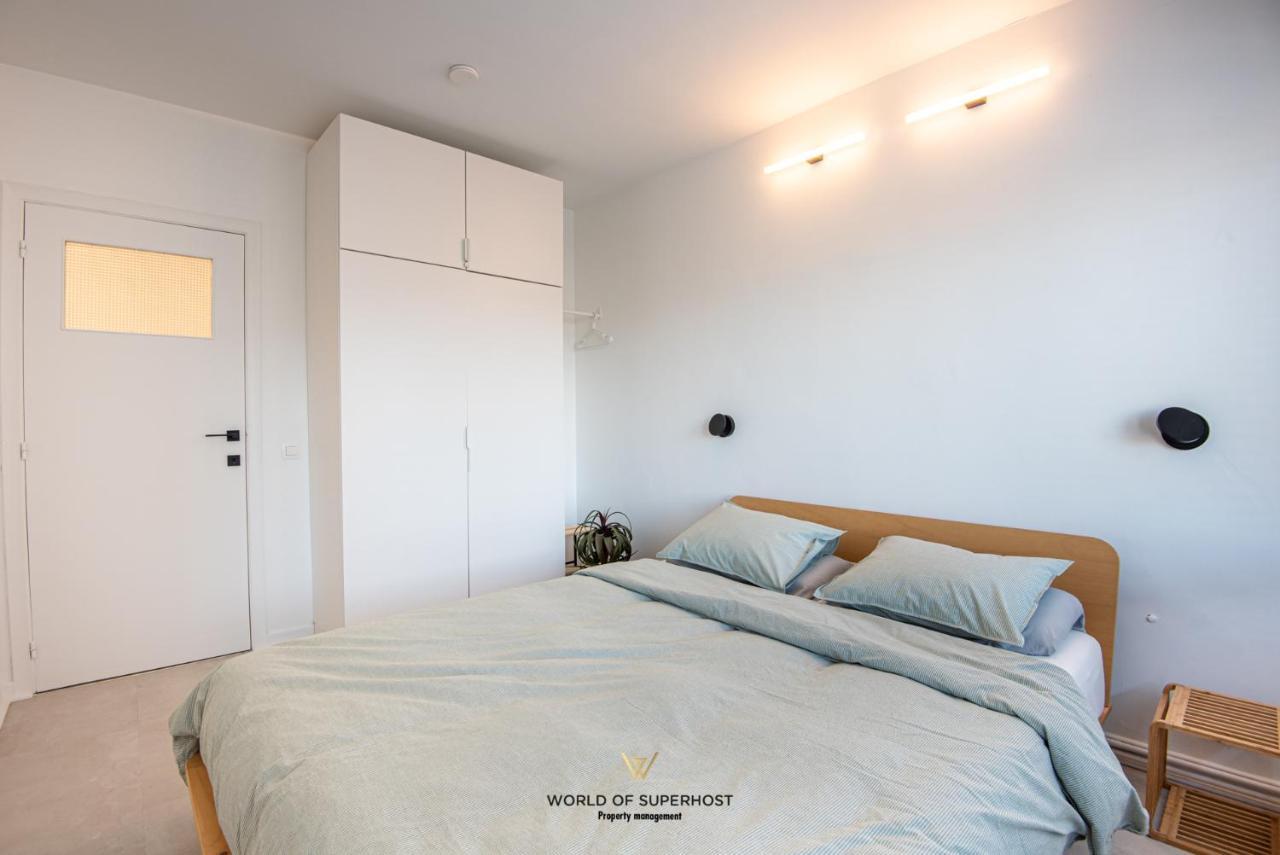 Luxurious Apartment Next To The Sea And City Centre With Free Parking Space Oostende Dış mekan fotoğraf